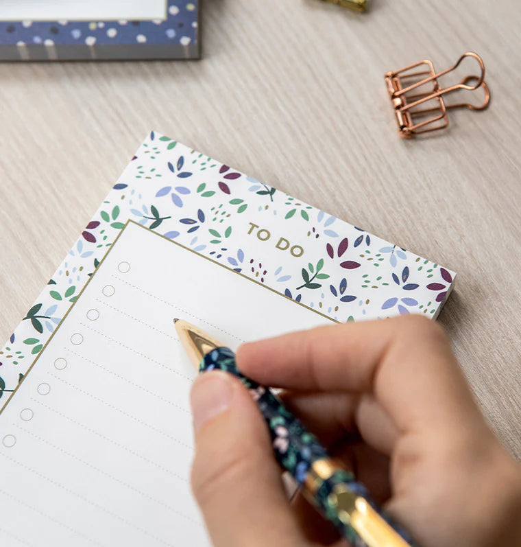 Garden To Do Notepad with matching Garden Pen by Filofax